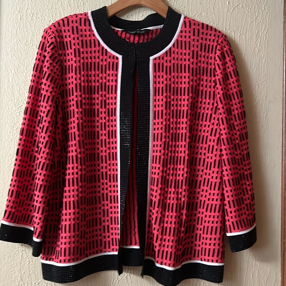 Ming Wang Pink and Black Patterned Knit Jacket with White Trim